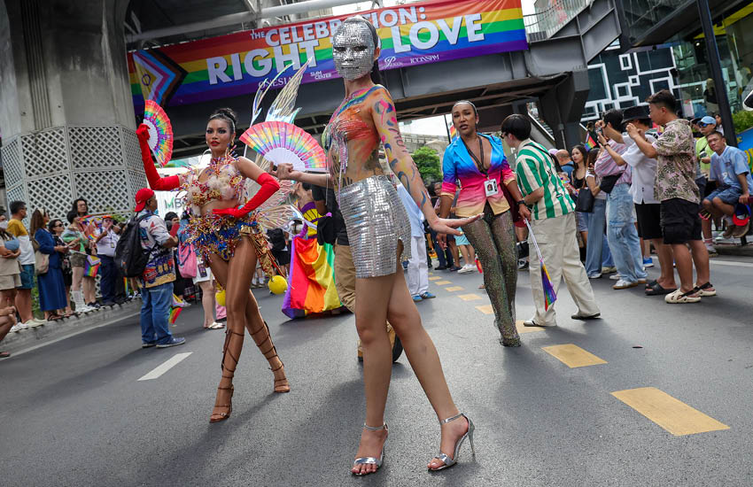 ย้อนรอย LGBTQIA+ ไทย จากไร้ตัวตนสู่สมรสเท่าเทียมและ Pride Parade