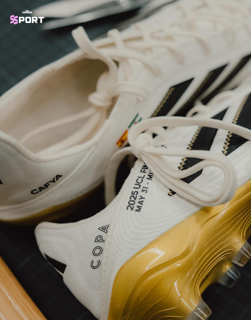 adidas เปิดภาพลูกบอลและรองเท้าสตั๊ดสำหรับนัดชิงยูฟ่าแชมเปียนส์ลีก 2025 พร้อมลวดลายพิเศษของนักเตะแต่ละคน