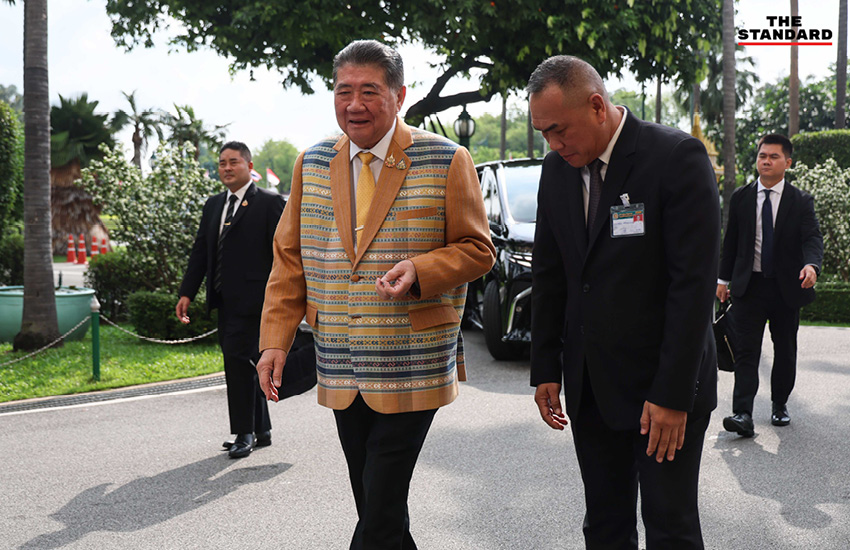 นายกรัฐมนตรี แพทองธาร ชินวัตร ชมยุทโธปกรณ์กองทัพ และเยี่ยมหุ่นยนต์กู้ภัย ก่อนประชุม ครม. ถกร่างงบประมาณ 2569 และแผนกระตุ้นเศรษฐกิจ