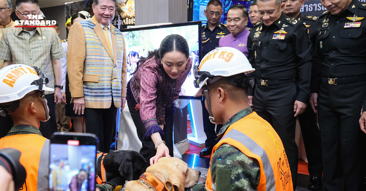 นายกรัฐมนตรี แพทองธาร ชินวัตร ชมยุทโธปกรณ์กองทัพ และเยี่ยมหุ่นยนต์กู้ภัย ก่อนประชุม ครม. ถกร่างงบประมาณ 2569 และแผนกระตุ้นเศรษฐกิจ
