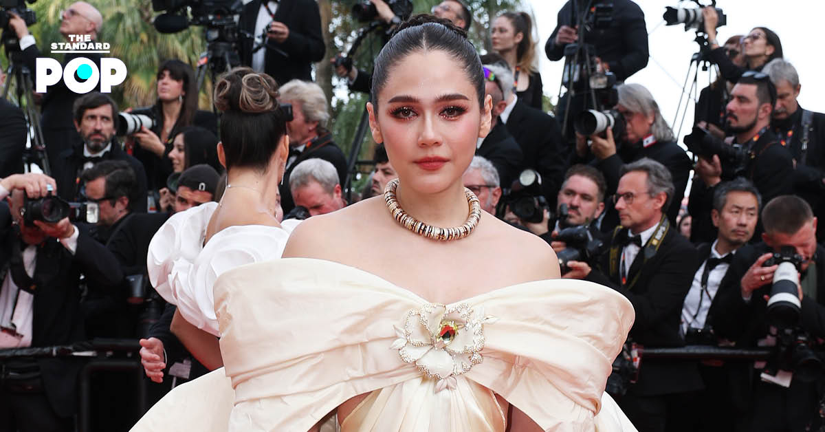 ชมพู่ อารยา ในชุดกูตูร์สีเหลืองจาก Tamara Ralph บนพรมแดง Cannes 2025