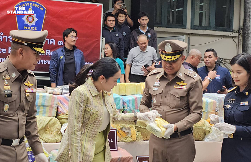 นายกรัฐมนตรีแพทองธาร ชินวัตร พร้อมผู้บัญชาการตำรวจแห่งชาติ แถลงข่าวการจับกุมยาเสพติดล็อตใหญ่ ยึดยาบ้า 8.7 ล้านเม็ด และไอซ์ 720 กิโลกรัม ที่จังหวัดพระนครศรีอยุธยา