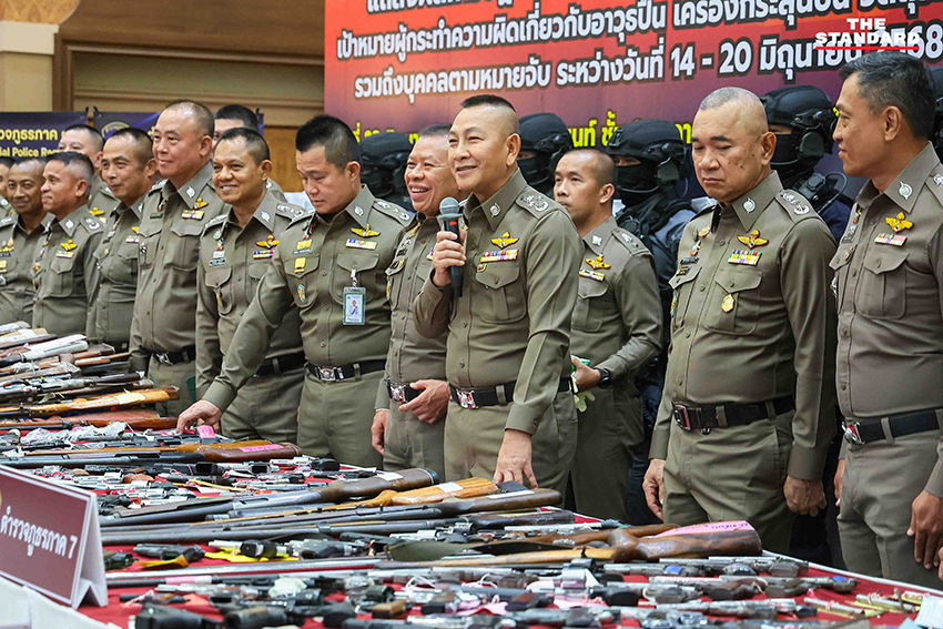 ผบ.ตร. แถลงผลกวาดล้างอาชญากรรม