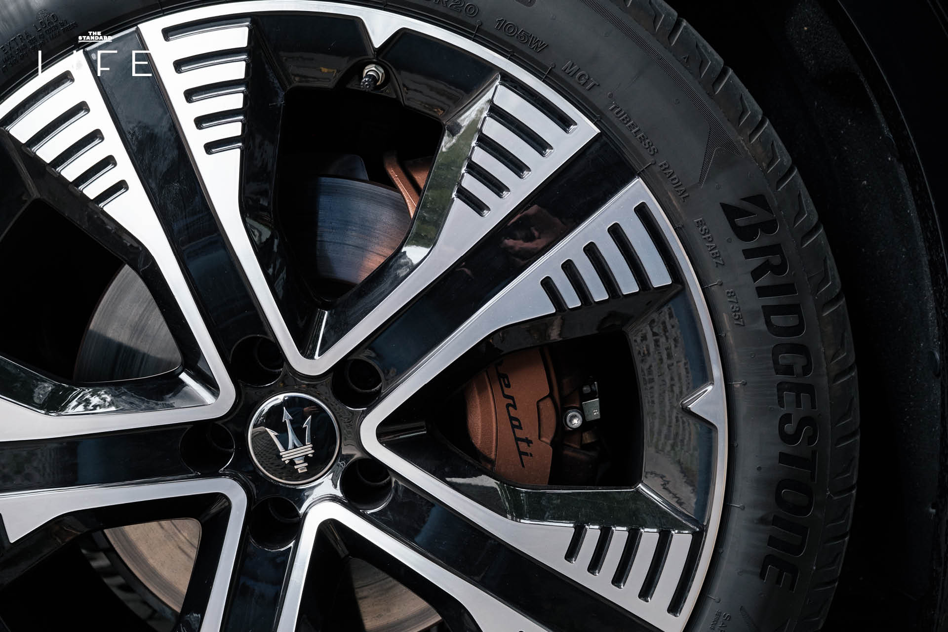 รถยนต์ Maserati Grecale Folgore