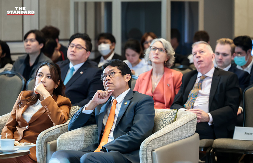 รายงาน UNDP 2025 การพัฒนามนุษย์ AI