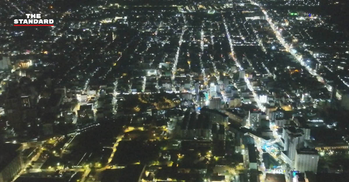 ถนนมืดในปอยเปตช่วงไฟดับ