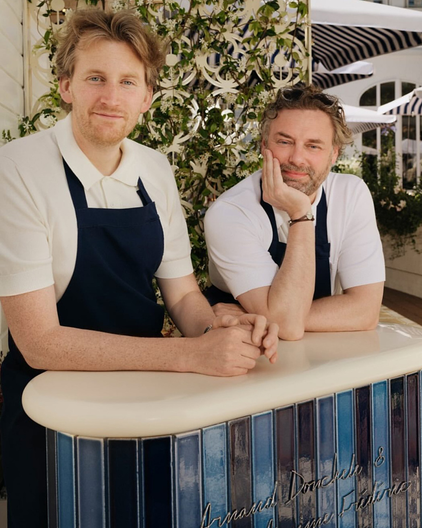 เชฟ Arnaud Donckele และ Maxim Frédéric ที่ร้านอาหาร Louis Vuitton