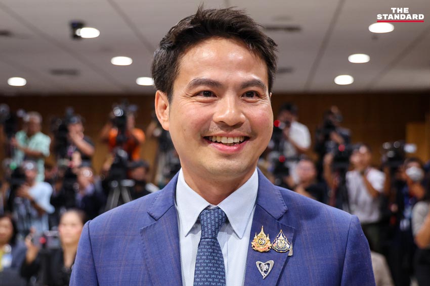 ภราดร ปริศนานันทกุล แถลงข่าวลาออกจากตำแหน่งรองประธานสภาฯ วันที่ 19 มิถุนายน 2568