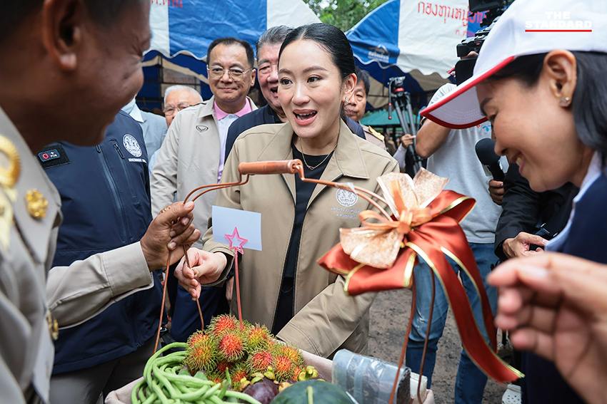 นายกรัฐมนตรีตรวจเยี่ยมด่านช่องจอม จังหวัดสุรินทร์