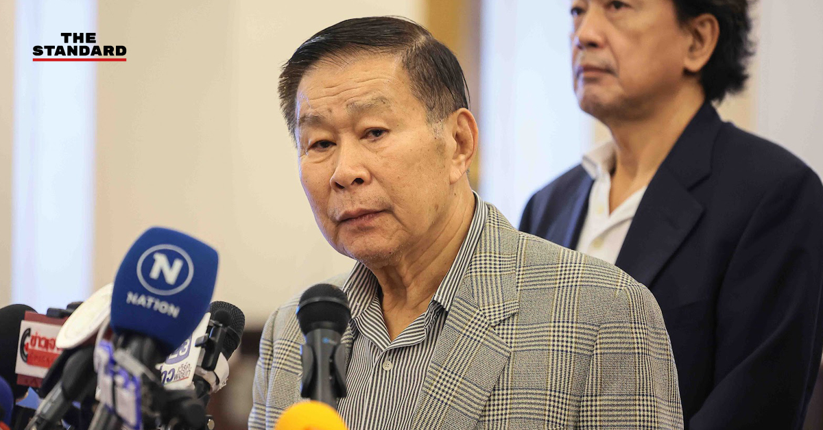 พล.ต.อ. เสรีพิศุทธ์ เตมียเวส วิจารณ์กรณีหมอ รพ.ตำรวจ รักษาทักษิณ ชินวัตร