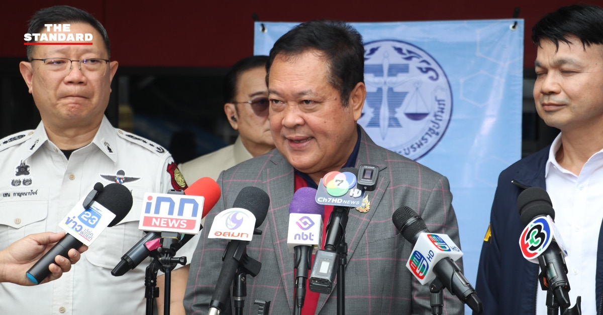 ทวี สอดส่อง ให้สัมภาษณ์ประเด็นศาลไต่สวนกรณีส่งตัวทักษิณไปรักษานอกเรือนจำ