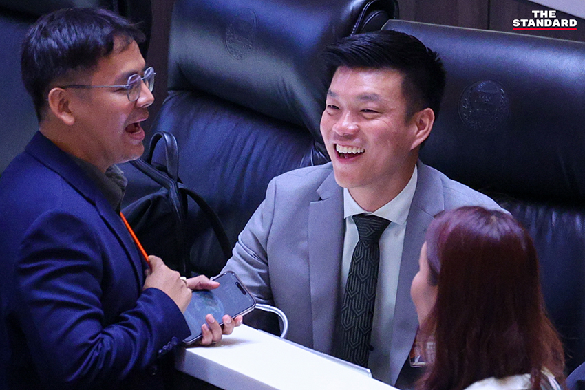 สภารับร่าง พ.ร.บ.สันติสุข ไม่รับร่างนิรโทษกรรม ม.112