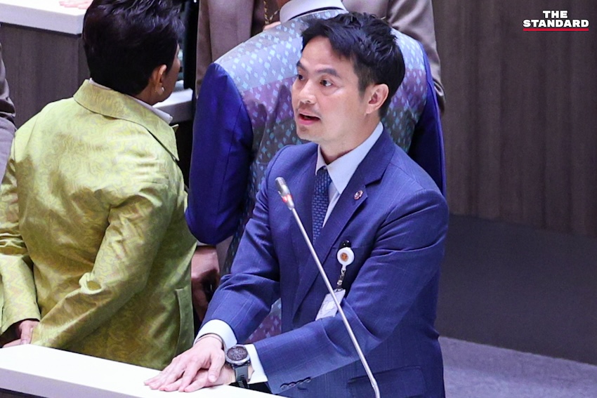ฉลาด ขามช่วง รองประธานสภาคนที่ 2 พรรคเพื่อไทย
