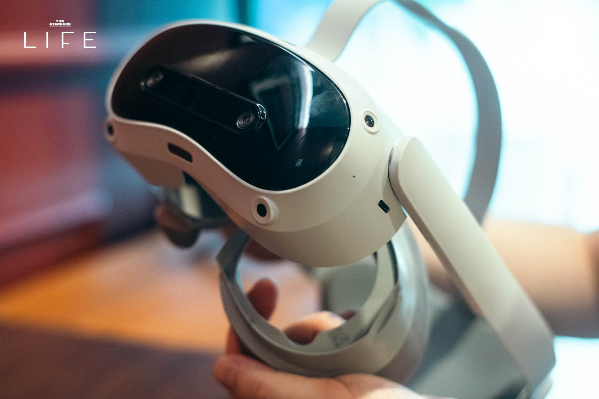 แว่น VR Pico 4 Ultra สำหรับคนอยู่บ้าน