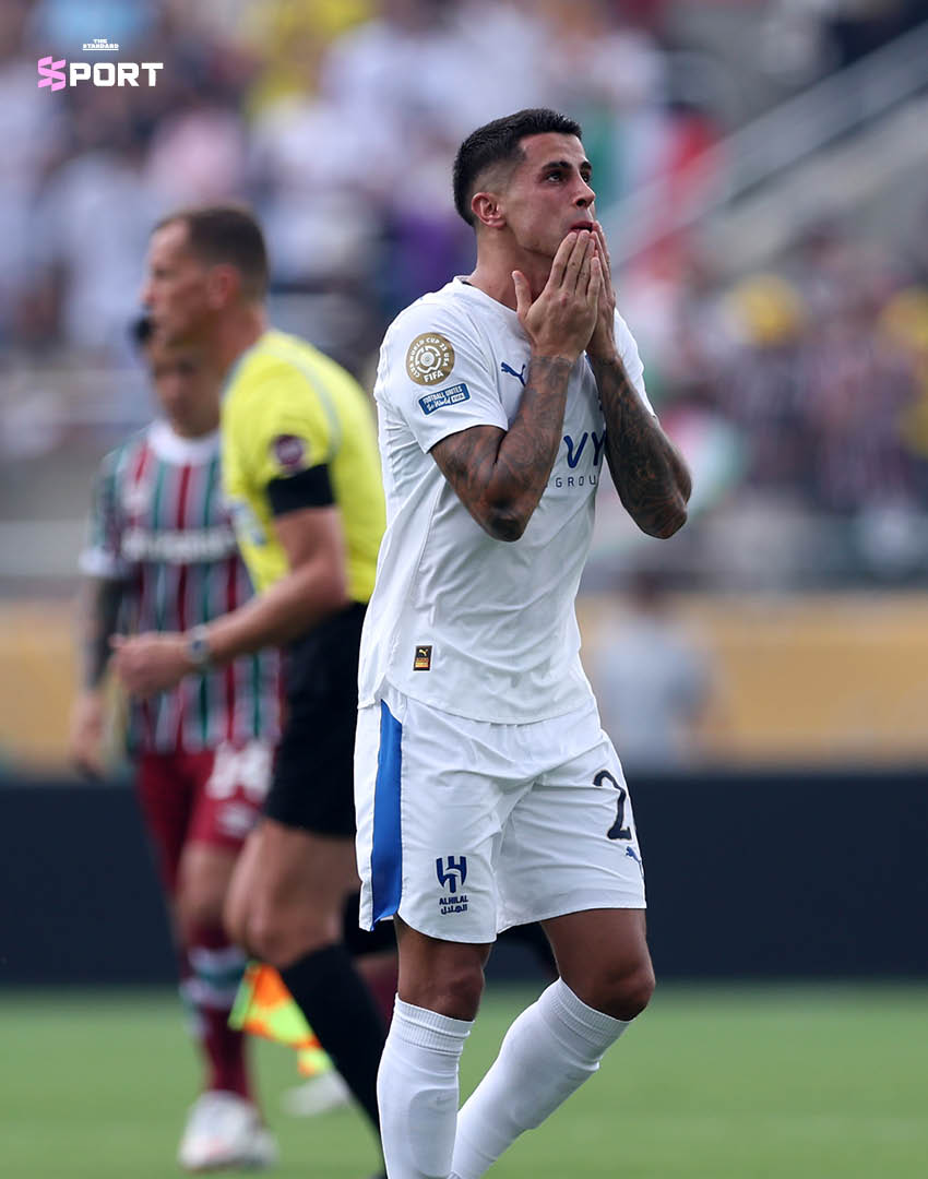 นักเตะไว้อาลัย Diogo Jota และ Andre Silva ก่อนเกม