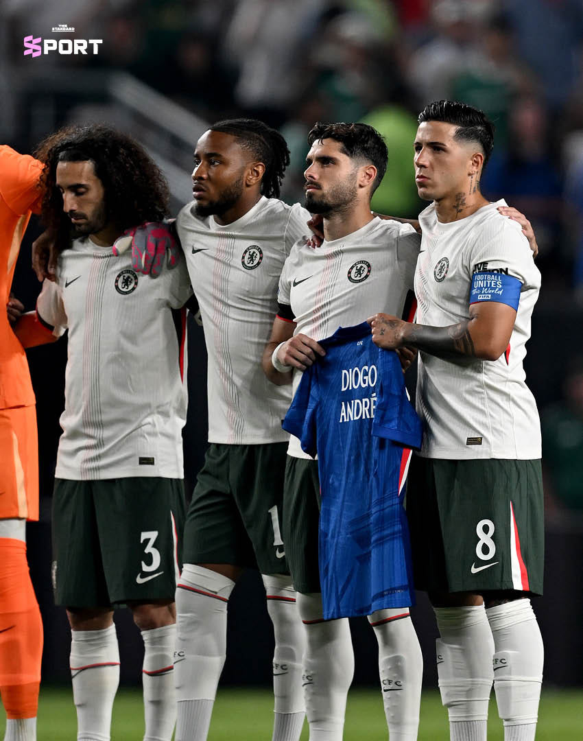 นักเตะไว้อาลัย Diogo Jota และ Andre Silva ก่อนเกม