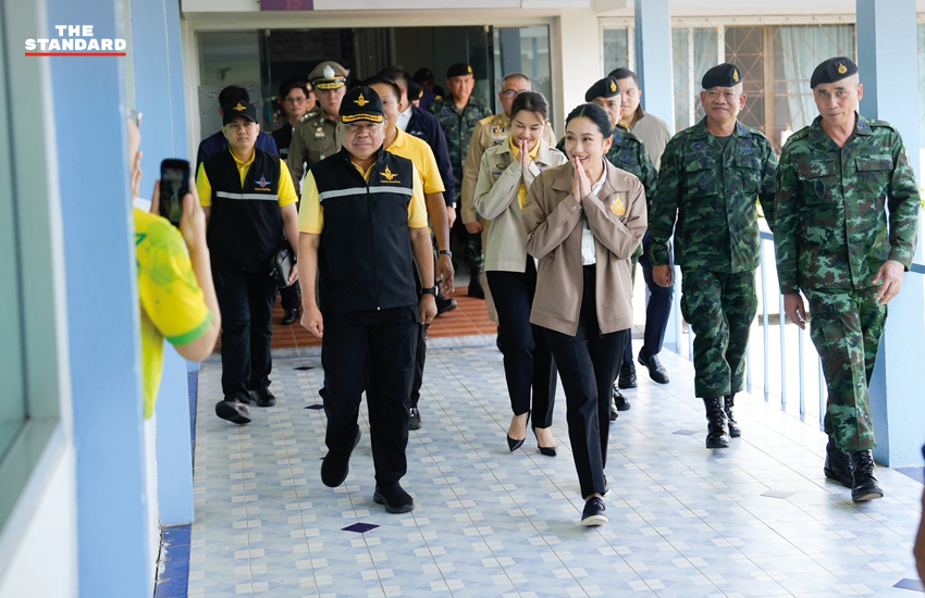 แพทองธารเยี่ยมทหารบาดเจ็บในโรงพยาบาลค่ายสรรพสิทธิประสงค์

