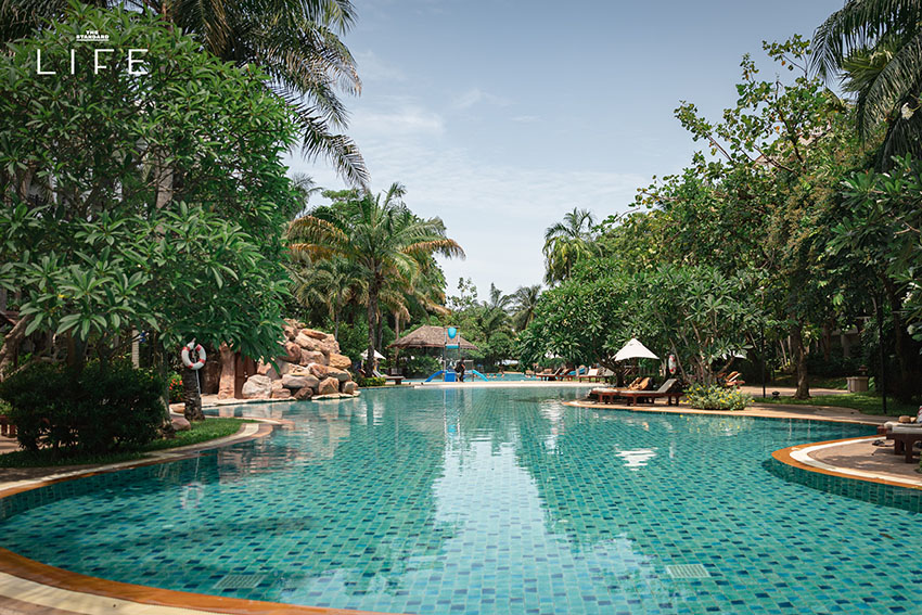 Ravindra Beach Resort รีสอร์ตสีเขียวใกล้พัทยา