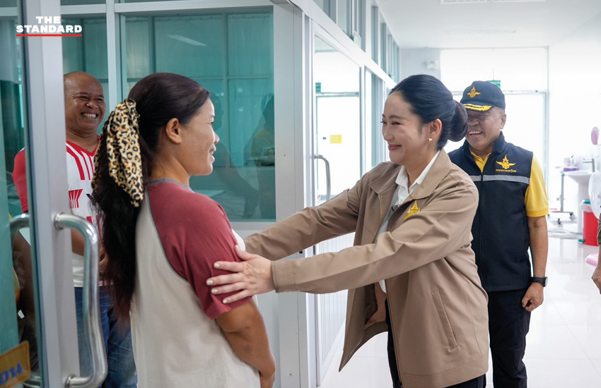 แพทองธารเยี่ยมทหารบาดเจ็บในโรงพยาบาลค่ายสรรพสิทธิประสงค์

