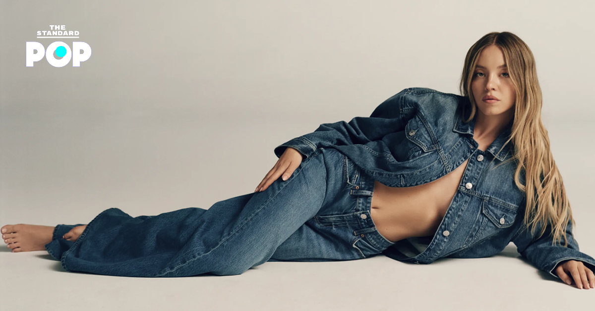 Sydney Sweeney ในแคมเปญกางเกงยีนส์ American Eagle จุดกระแสดราม่าเหยียดเชื้อชาติ
