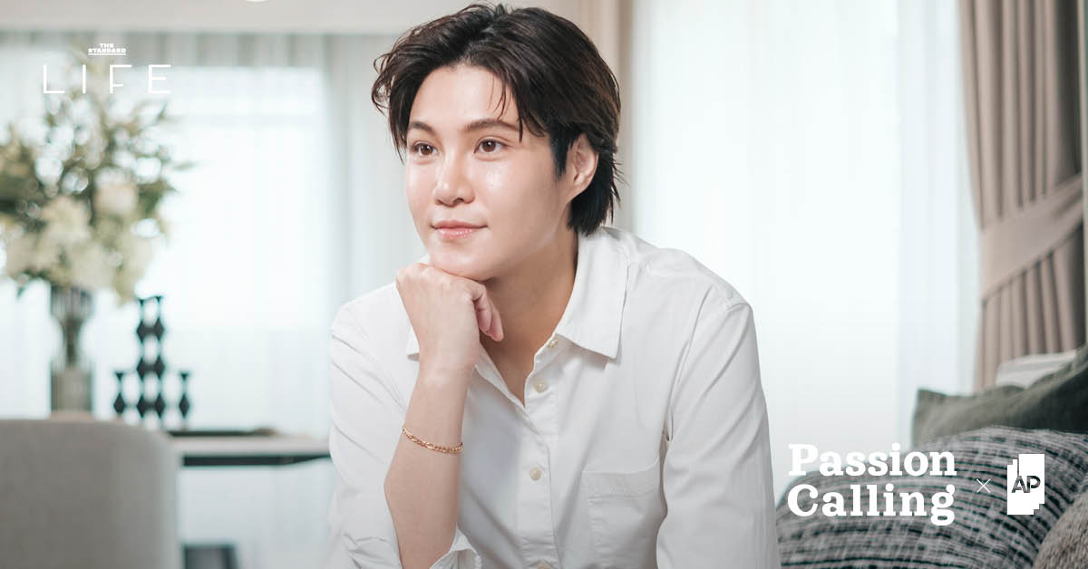 แนะนำใช้ภาพหมอเจี๊ยบในบ้าน/สวน หรือภาพทำงานกับมูลนิธิ (แนวอารมณ์อบอุ่น, จริงใจ, สื่อถึงการกลับมาดูแลใจ)