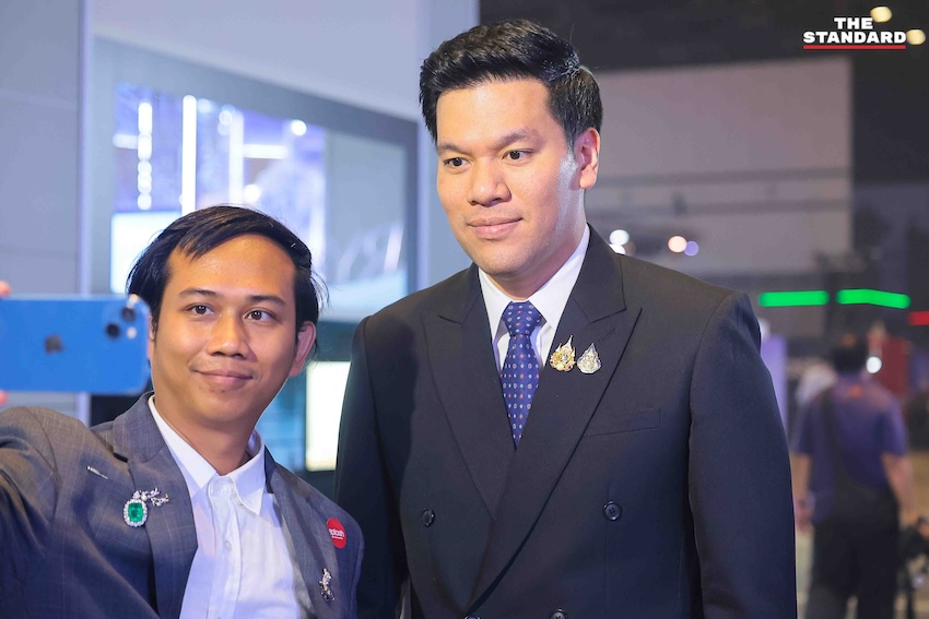 ทักษิณ ชินวัตร แถลงวิสัยทัศน์ ThaiWORKS ในงาน Soft Power Forum 2025 พร้อมครอบครัวชินวัตร