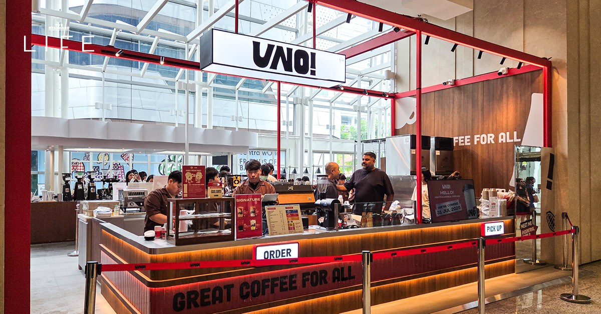 ร้าน UNO Coffee สาขาเซ็นทรัลเวิลด์พร้อมกาแฟดริปเกอิชาแก้วละ 85 บาท