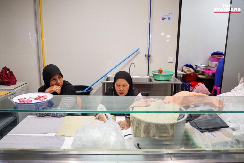  โรงอาหารรัฐสภาปิดตัว