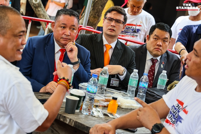 ชุมนุมรวมพลังแผ่นดิน เรียกร้องยกเลิก MOU