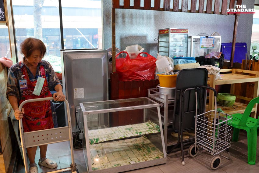  โรงอาหารรัฐสภาปิดตัว