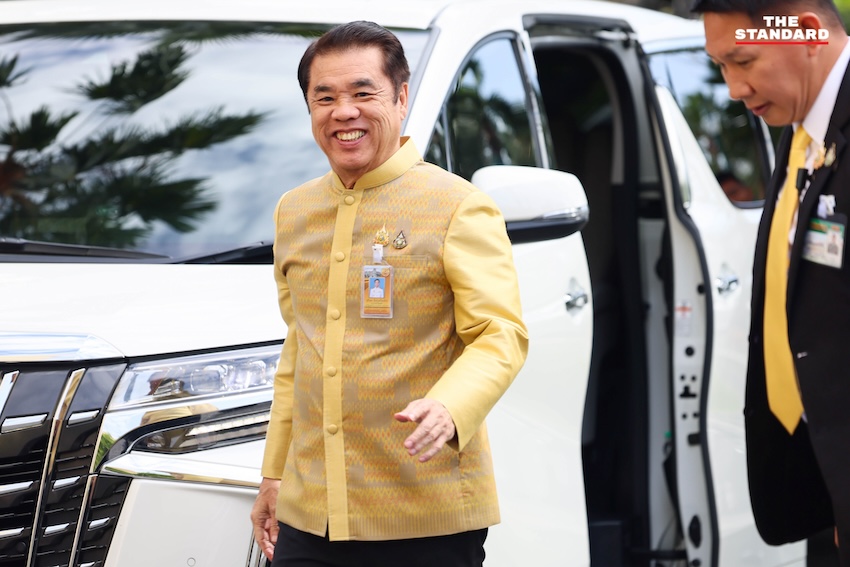 การประชุม ครม. นัดพิเศษ