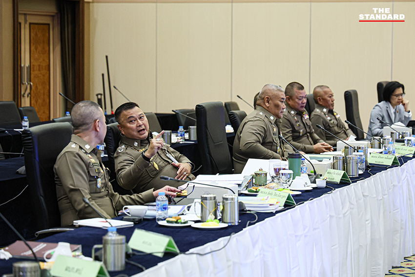 ถกลับ ก่อนประชุม ก.ตร. 