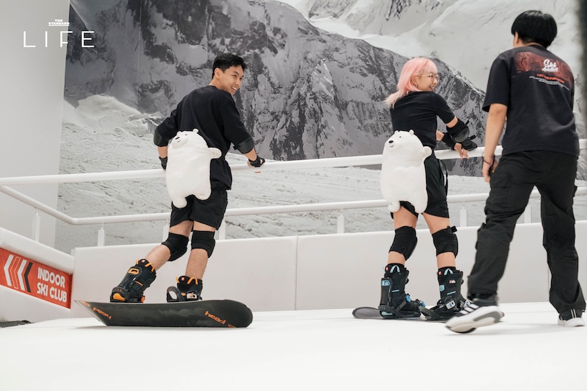 อินดอร์สกีคลับ Ski Addict ในกรุงเทพฯ
