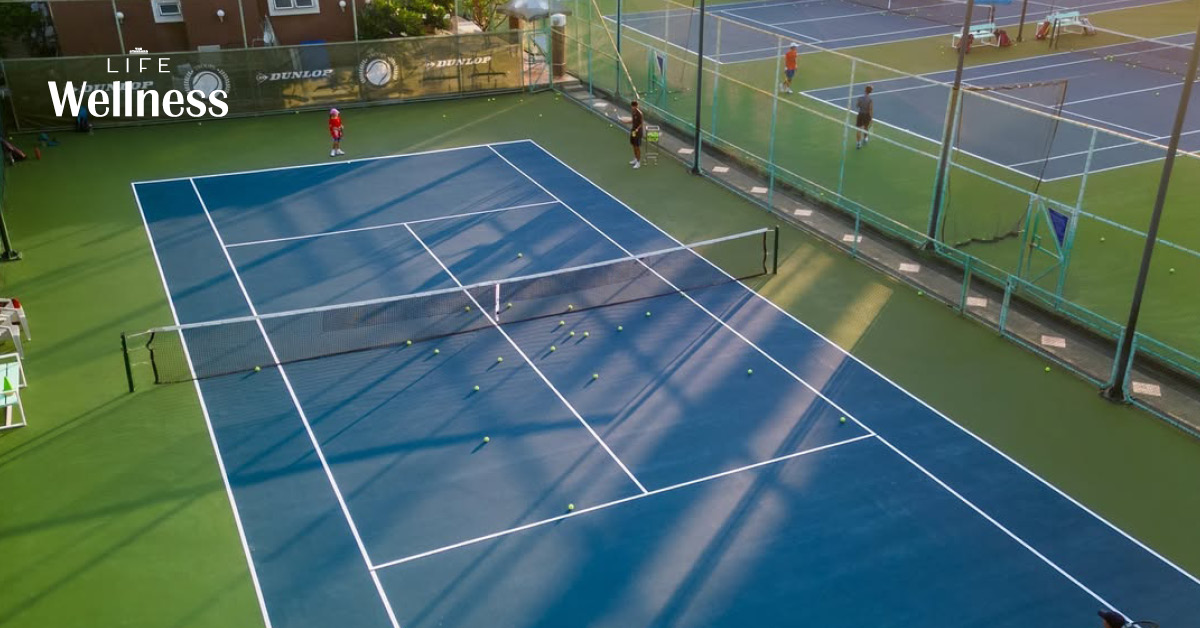 สนามเทนนิส