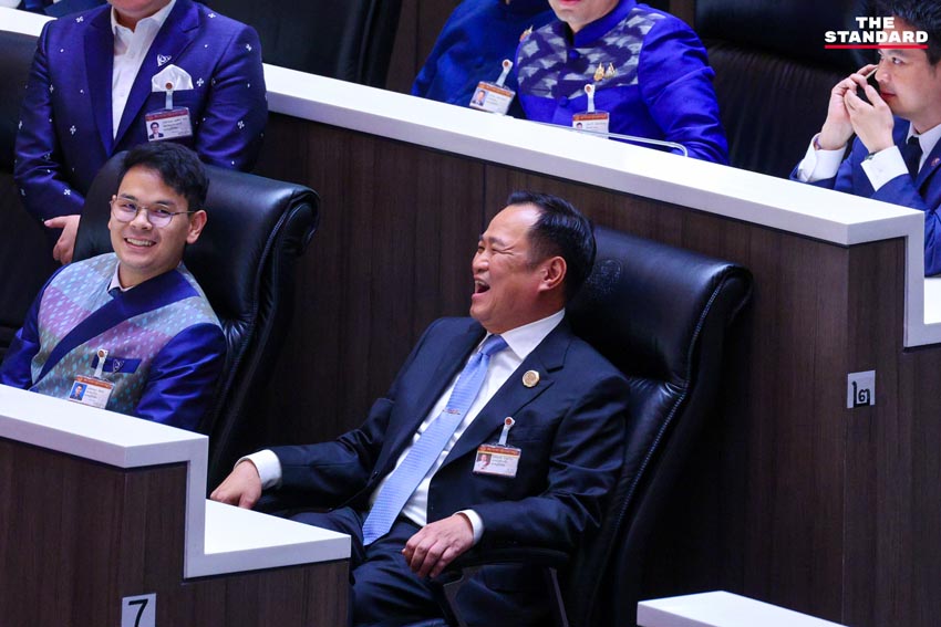 การประชุมสภาฯ โหวตนายกฯ