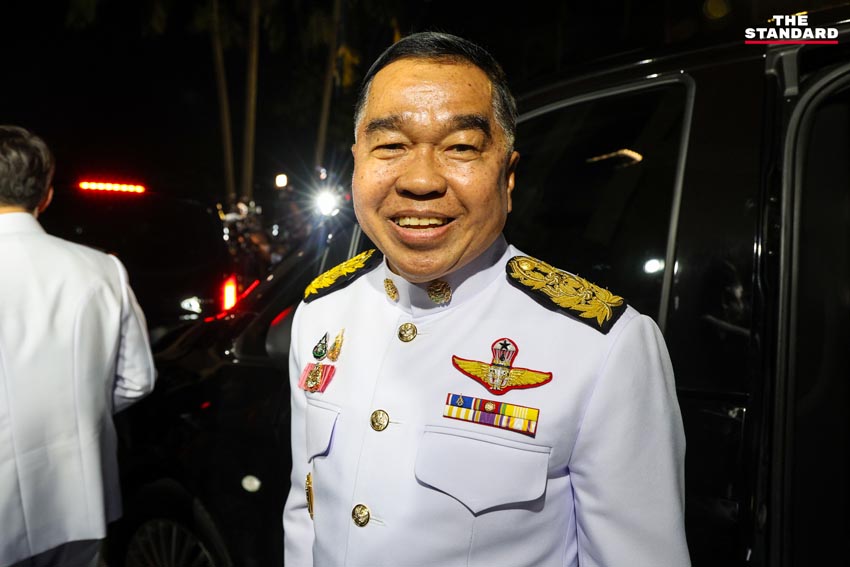 อนุทิน ชาญวีรกูล นายกรัฐมนตรี น้ำตาคลอด้วยความปลื้มปิติ