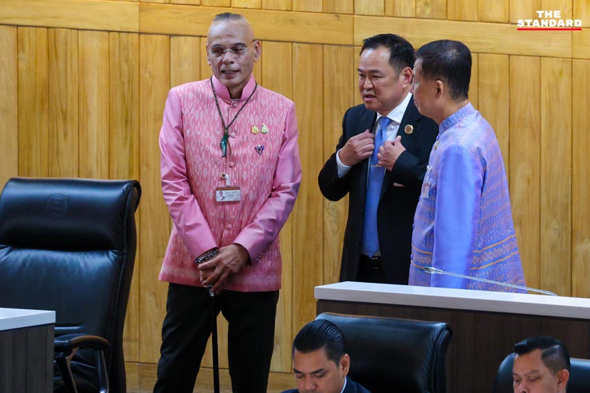 การประชุมสภาฯ โหวตนายกฯ
