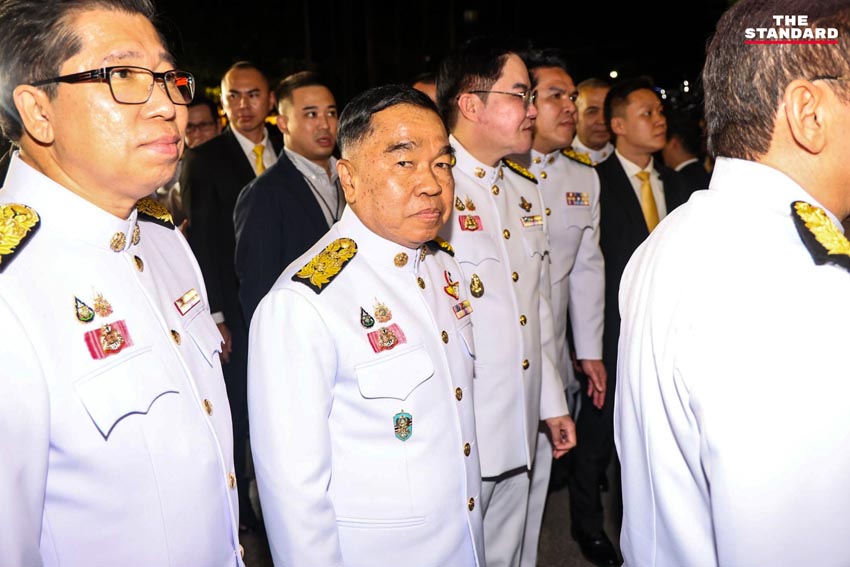  อนุทิน ชาญวีรกูล นายกรัฐมนตรี น้ำตาคลอด้วยความปลื้มปิติ