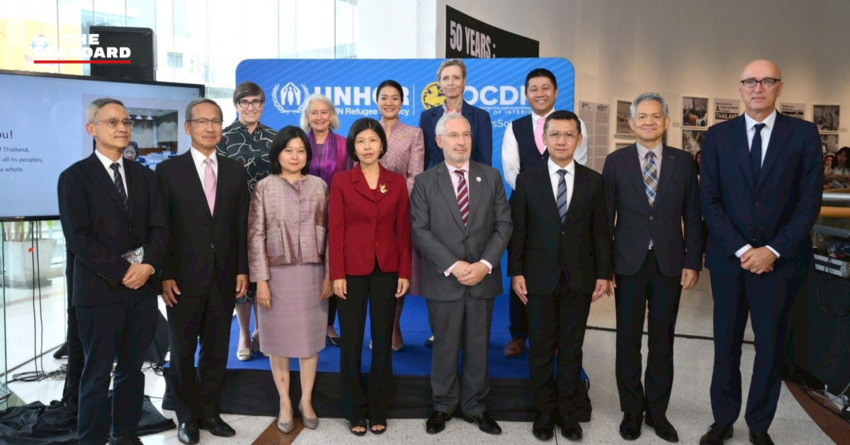 แทมมี ชาร์ป และ ธีรรัตน์ สำเร็จวาณิชย์ เปิดนิทรรศการครบรอบ 50 ปีความร่วมมือผู้ลี้ภัย