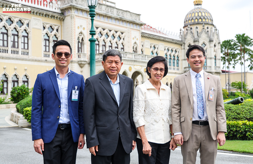 ภราดร ปริศนานันทกุล