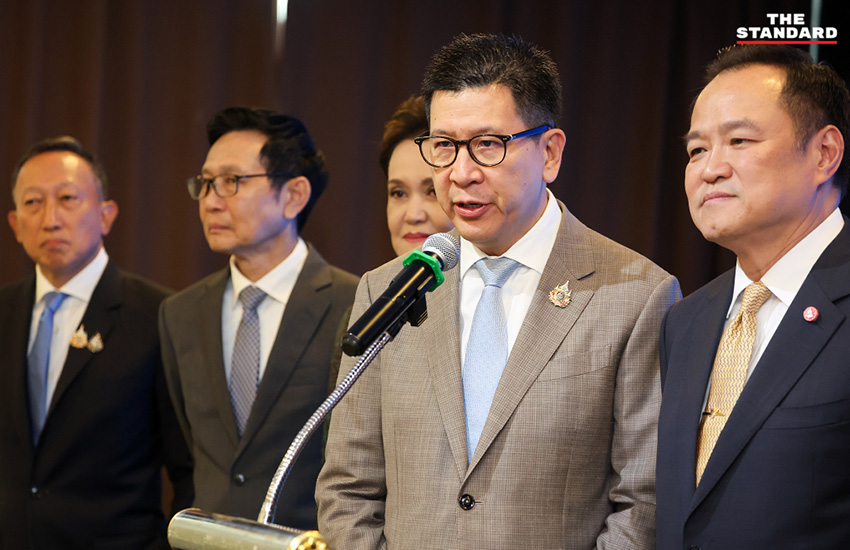 นายกฯ อนุทิน ชาญวีรกูล แถลงผลการหารือกับสภาหอการค้าไทยในกรุงเทพฯ