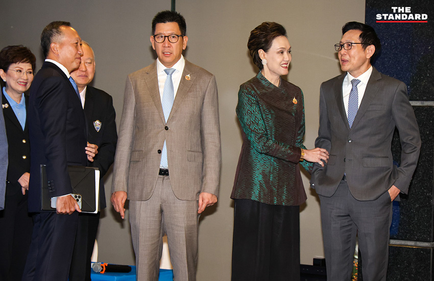 นายกฯ อนุทิน ชาญวีรกูล แถลงผลการหารือกับสภาหอการค้าไทยในกรุงเทพฯ