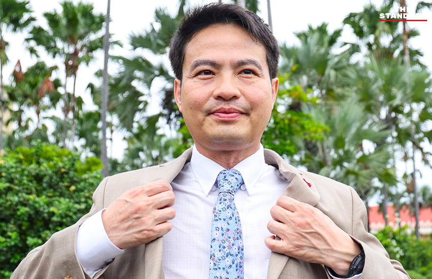 ภราดร ปริศนานันทกุล