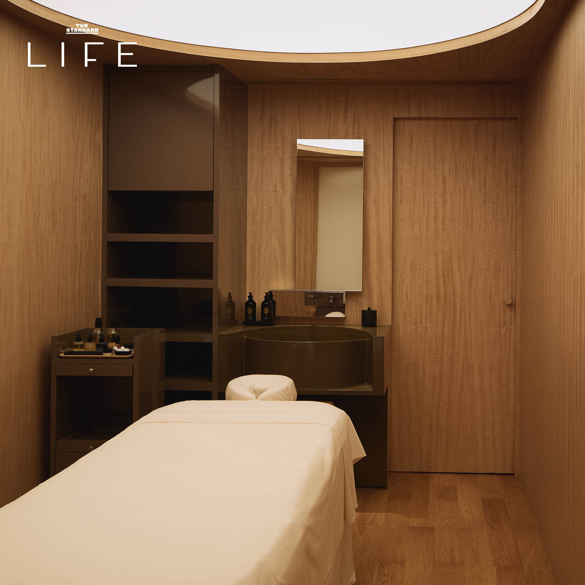  PAÑPURI WELLNESS SUITE ณ EmQuartier 