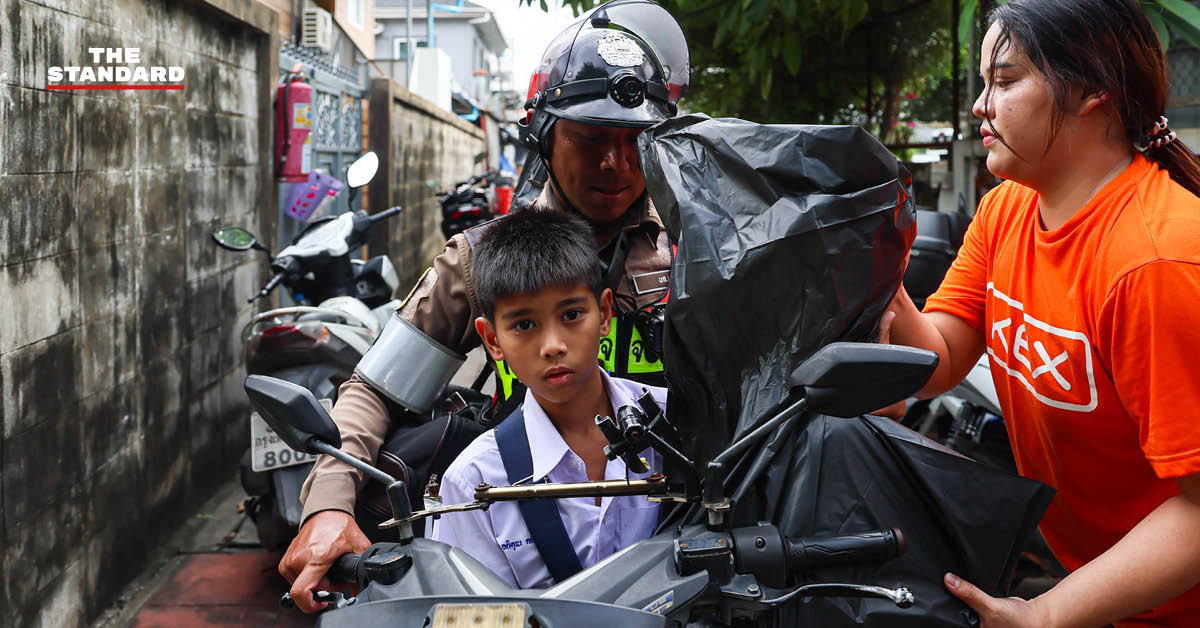 police-flat-cracks-samsen-road-collapse