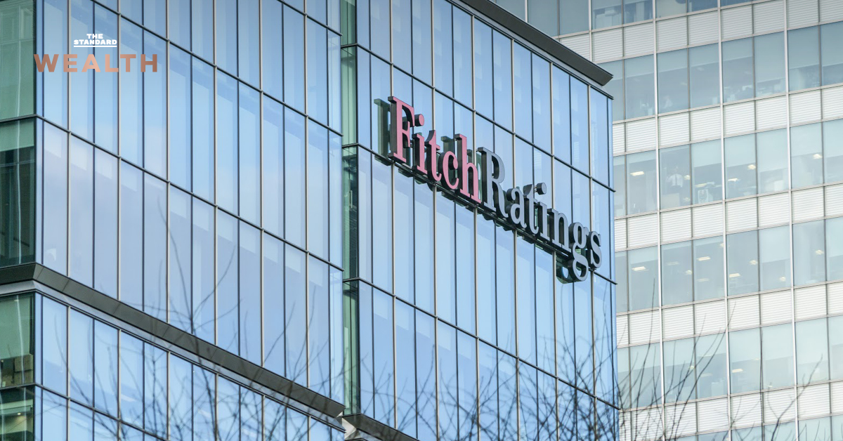 fitch-revises-thailand-outlook-negative
