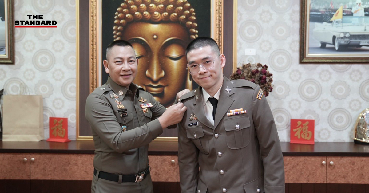วิว กุลวุฒิ