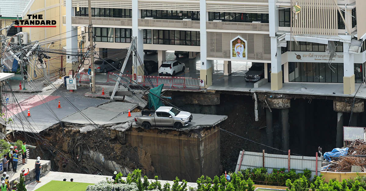 vachira-hospital-road-collapse-mrt-purple-line