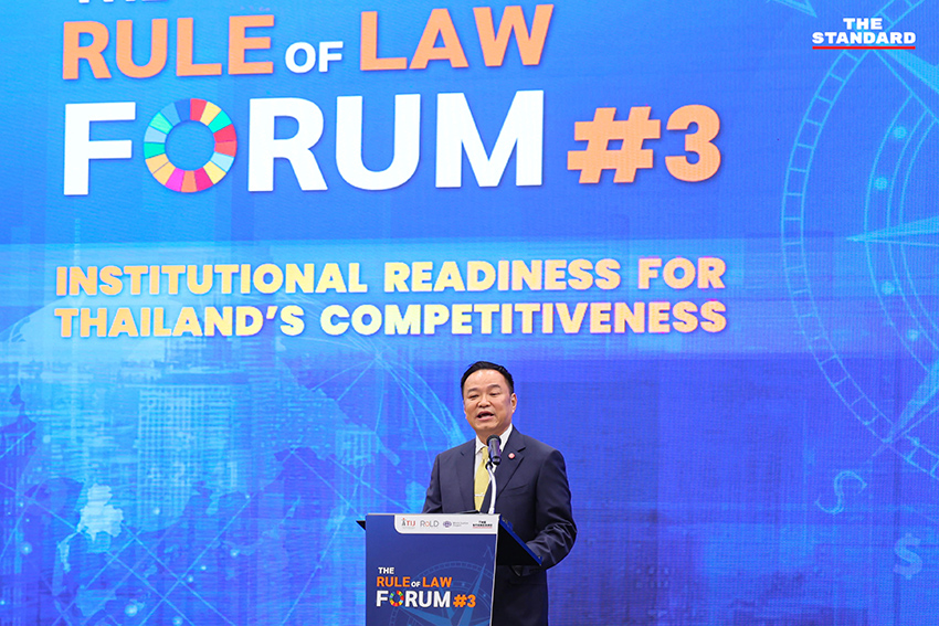 อนุทิน ชาญวีรกูล นายกรัฐมนตรีและรัฐมนตรีว่าการกระทรวงมหาดไทย ขณะกล่าวปาฐกถาที่ TIJ
