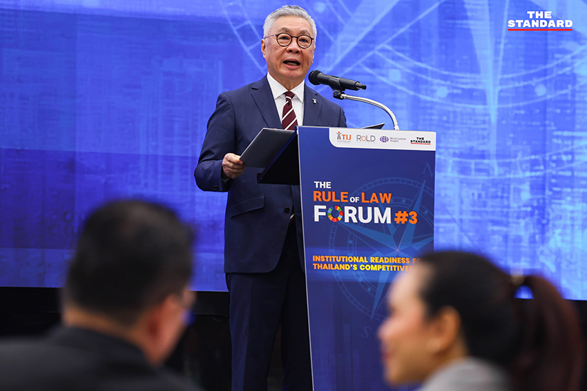 อนุทิน ชาญวีรกูล นายกรัฐมนตรีและรัฐมนตรีว่าการกระทรวงมหาดไทย ขณะกล่าวปาฐกถาที่ TIJ